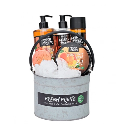 Geschenkkorb mit Kosmetik mit Aprikosenöl